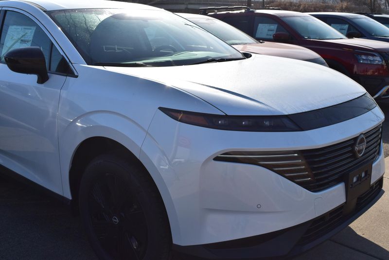 2025 Nissan Murano SV photo 3