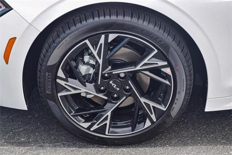 2025 Kia K5 GT-LineImage 18