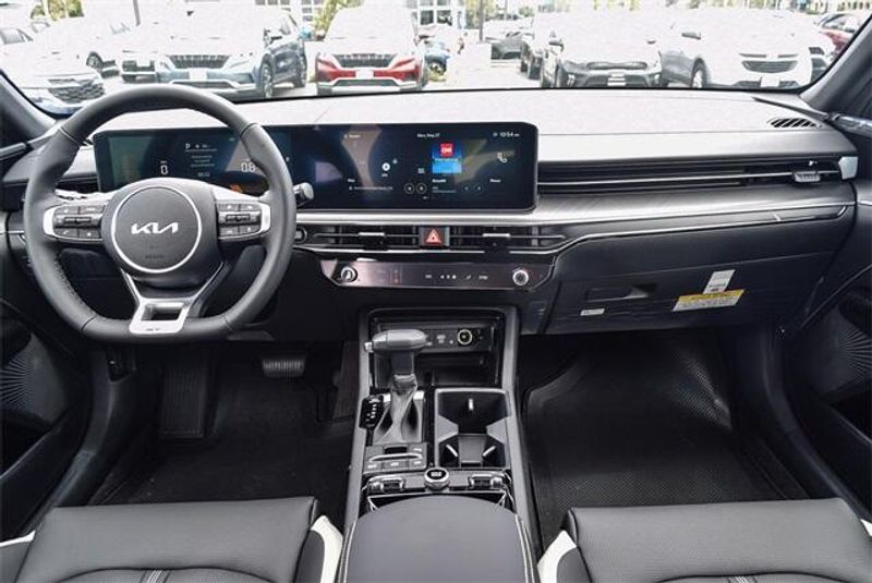 New 2025 Kia K5 GT-LineImage 5