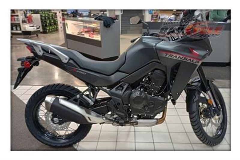 2024 Honda TRANSALP MATTE BLACK METALLIC Image 2