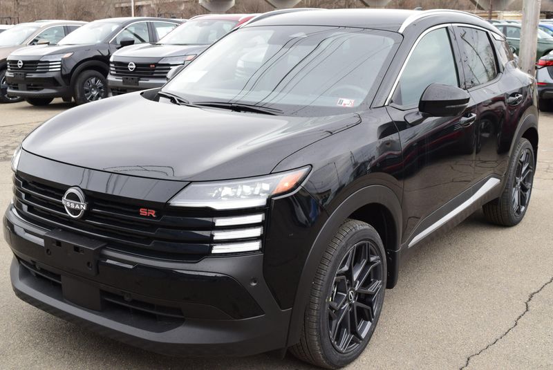 Used 2025 Nissan Kicks Sr