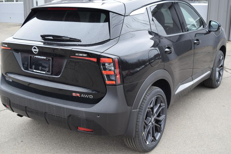 Used 2025 Nissan Kicks Sr