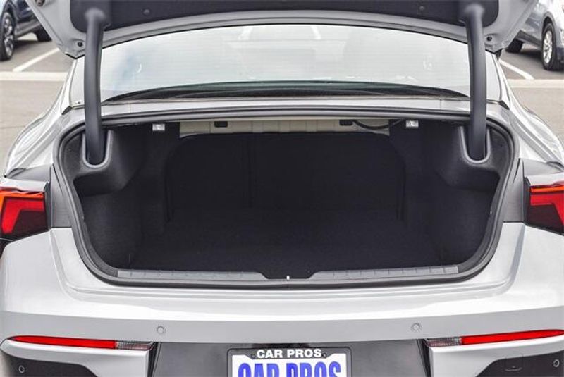 2025 Kia K5 GT-LineImage 25