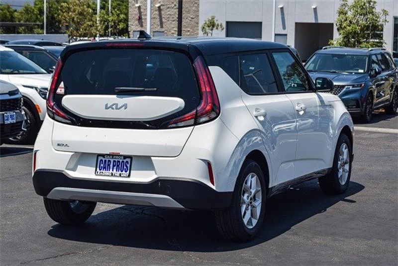 2025 Kia Soul SImage 15