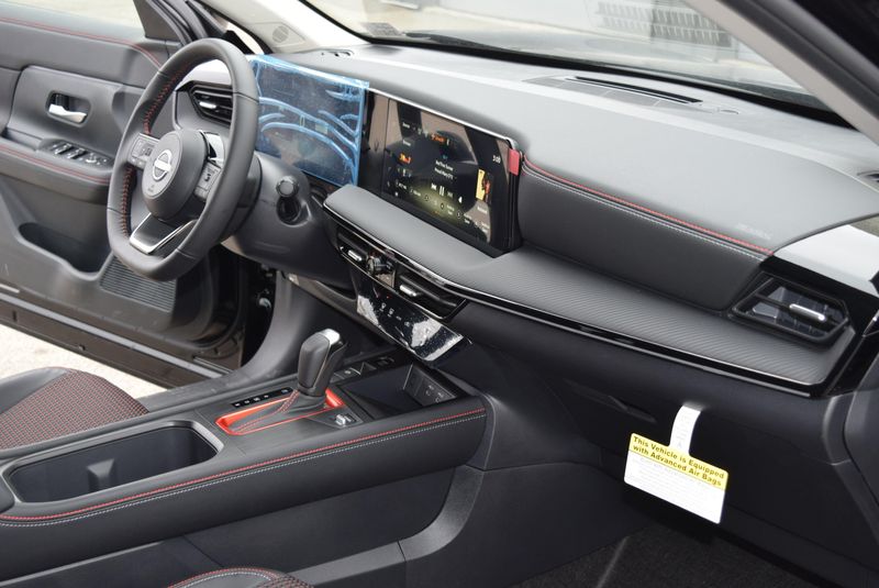 Used 2025 Nissan Kicks Sr