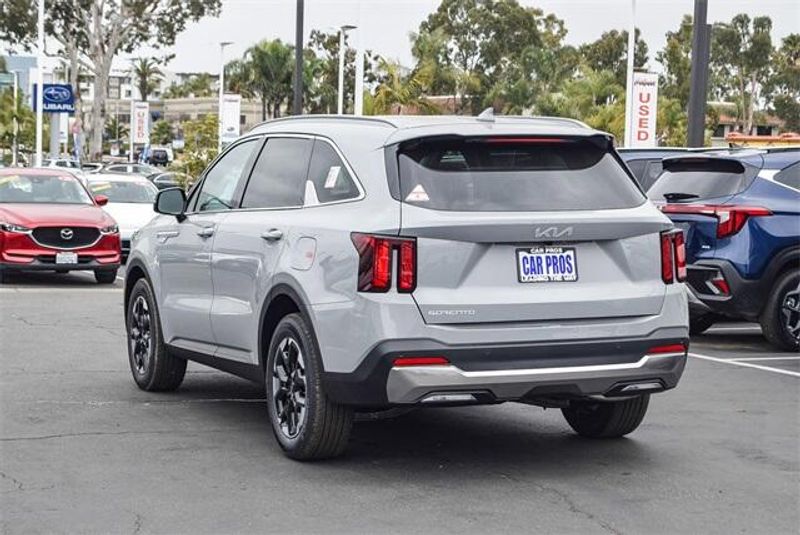 2025 Kia Sorento SImage 13