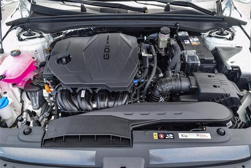 2025 Kia K5 GT-LineImage 28