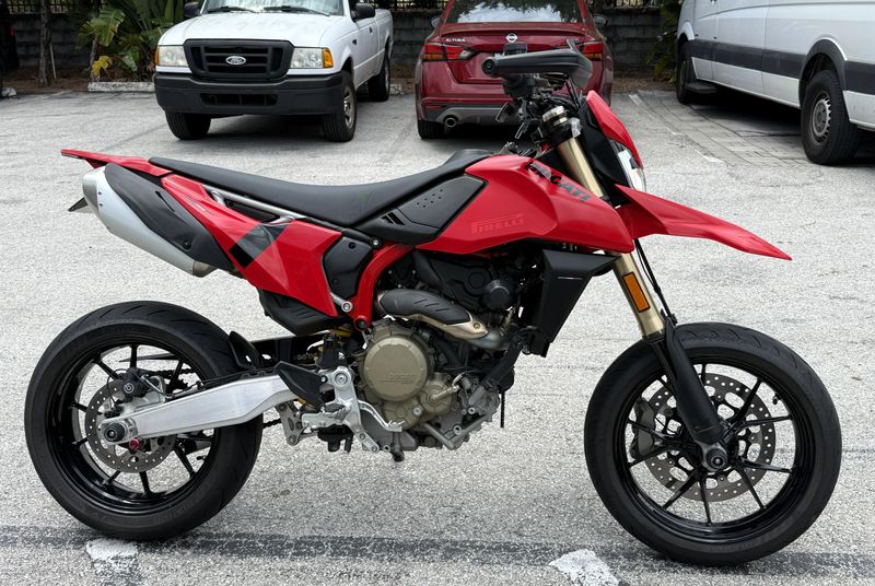 2024 Ducati Hypermotard 698 Mono