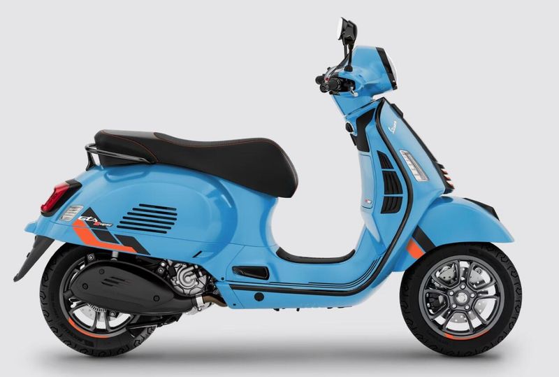 2025 Vespa GTS 310 SuperSport  Image 1