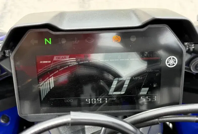 Used 2022 Yamaha YZF R7 