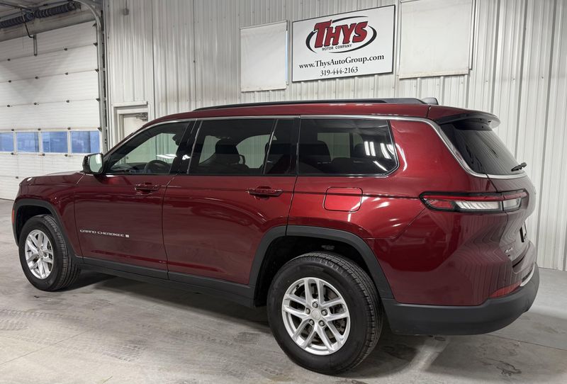 Used 2024 Jeep Grand Cherokee L LaredoImage 15
