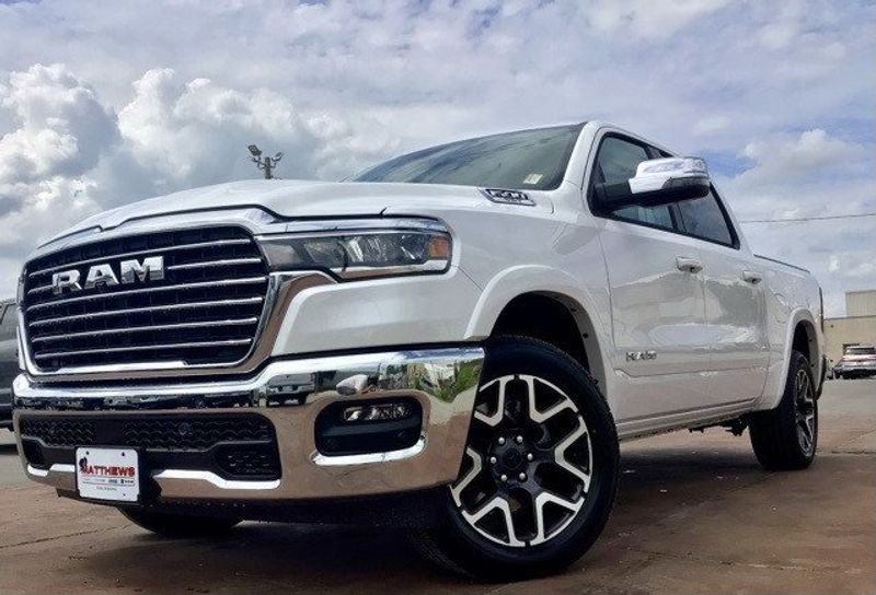 2025 RAM 1500 Laramie Crew Cab 4x4 5