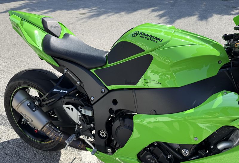 2024 Kawasaki Ninja ZX-10RR