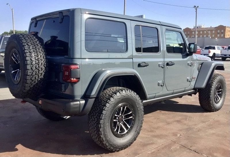 2024 Jeep Wrangler 4-door Rubicon XImage 5