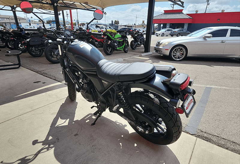 New 2025 Honda SCL500 Image 6