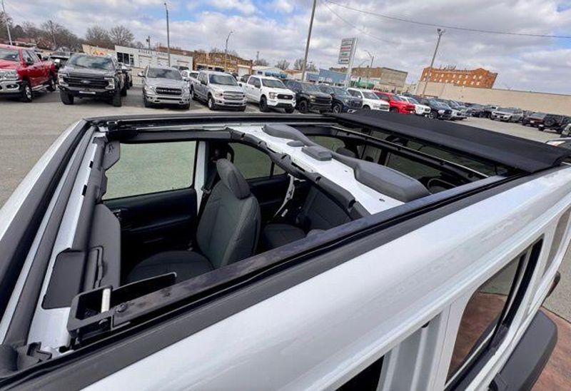 New 2026 Jeep Wrangler 4-door Sport SImage 16