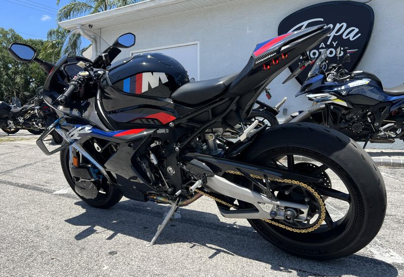 2024 BMW M 1000 RR Competition 