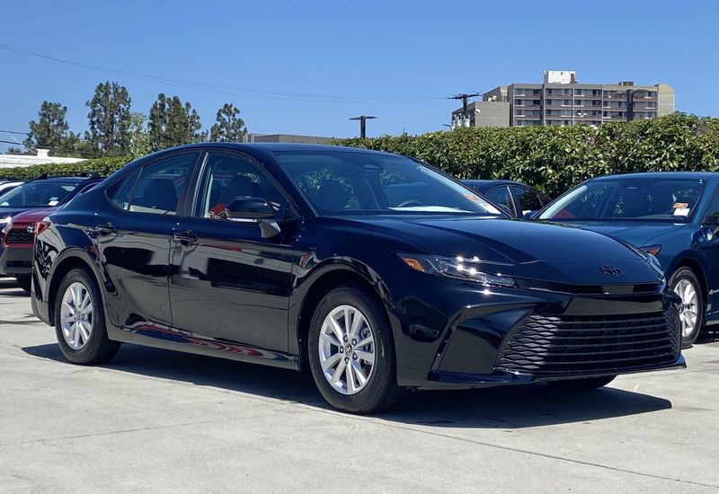 New 2025 Toyota Camry LEImage 2