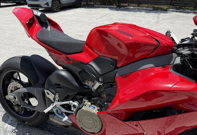 Used 2025 Ducati Panigale V4 