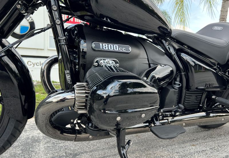 New 2024 BMW R 18 Roctane 