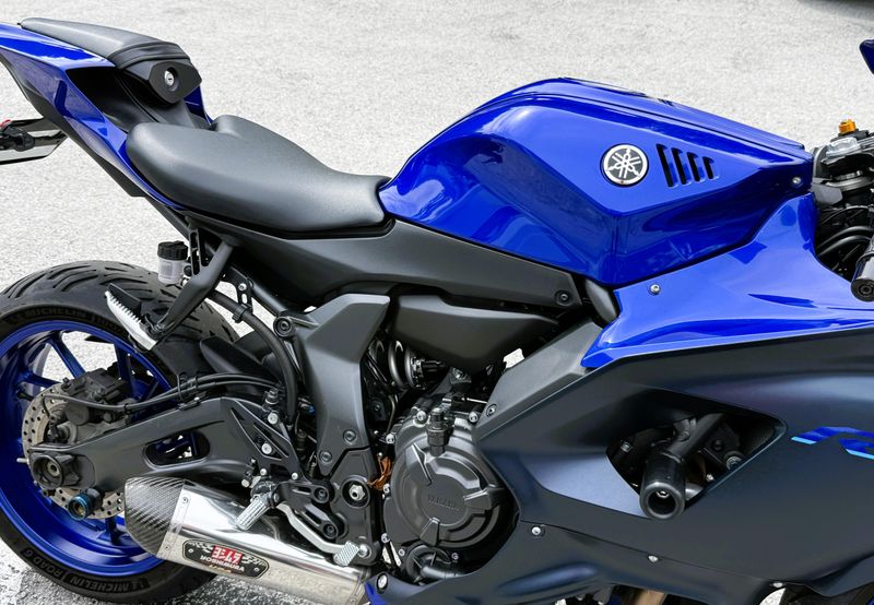 Used 2022 Yamaha YZF R7 