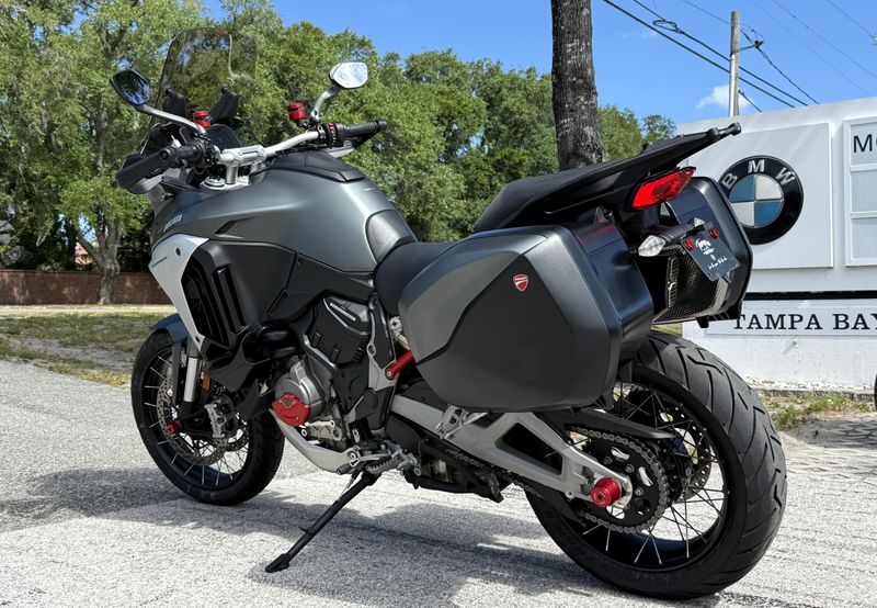 2022 Ducati Ducati Multistrada V4 S Travel + Radar Spoked Wheels