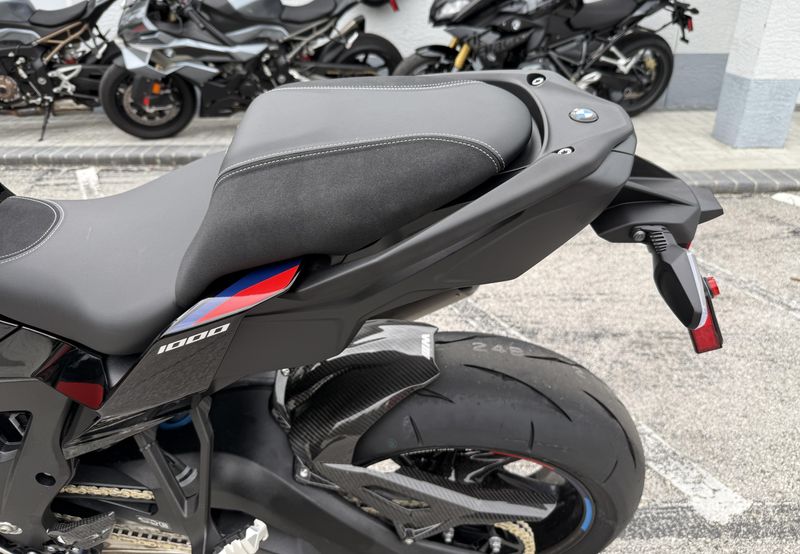 2025 BMW M 1000 XR Competition 