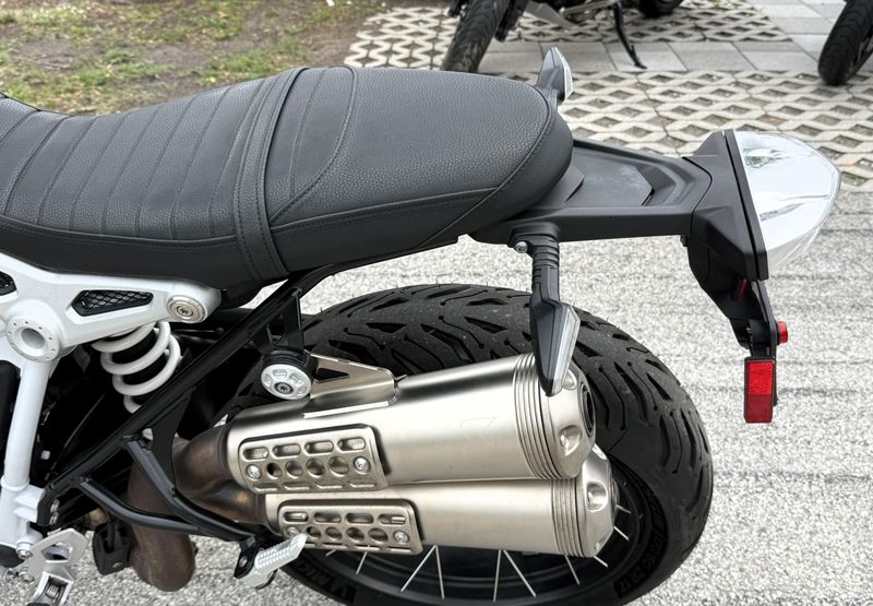 2023 BMW R NINE T SCRAMBLER