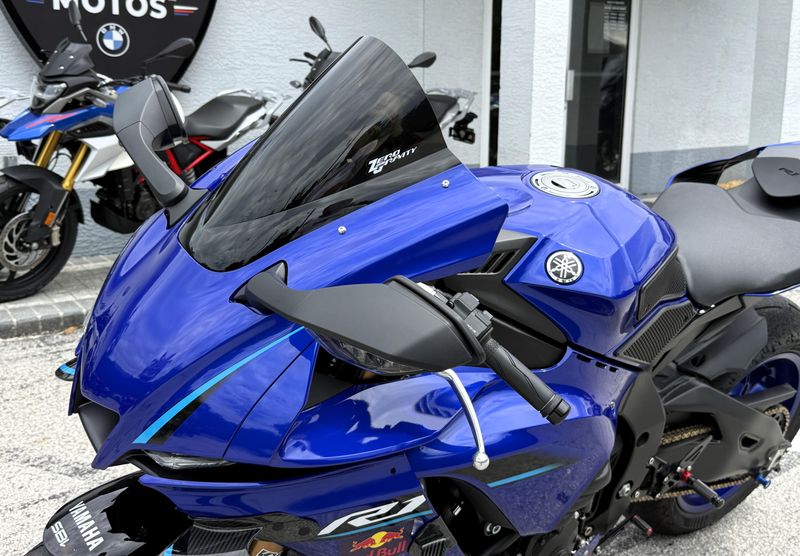 2026 Yamaha YZF-R1