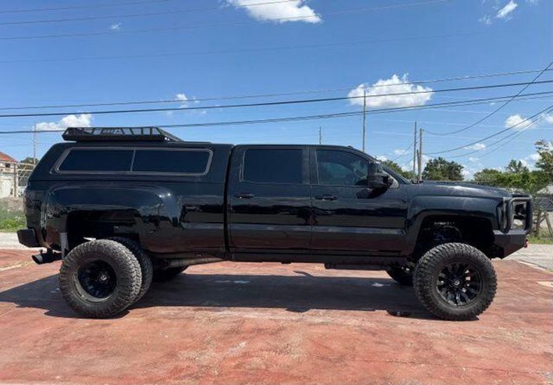 Used 2016 Chevrolet Silverado 3500HD High CountryImage 4