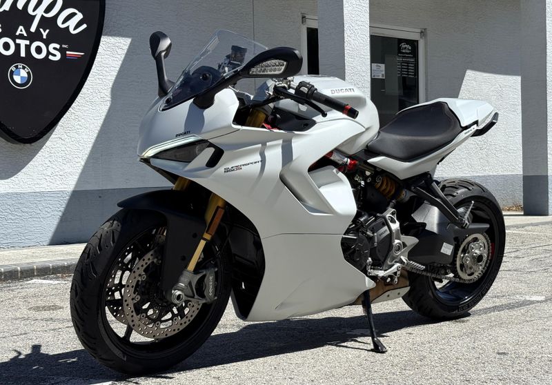 2021 Ducati SuperSport 950 S