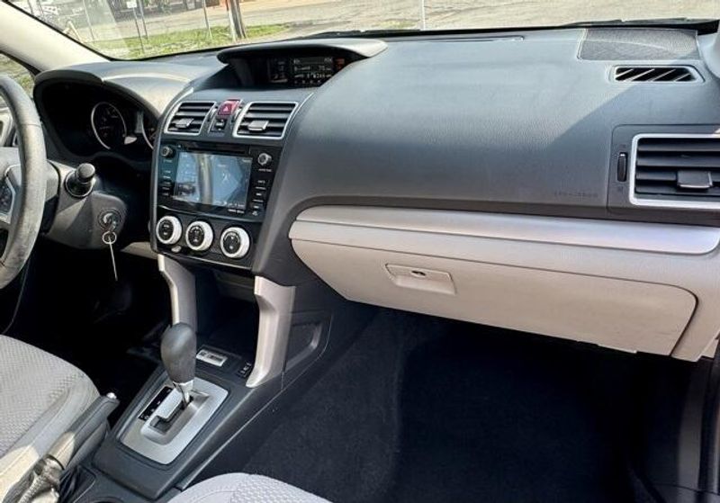 Used 2018 Subaru Forester 2.5i PremiumImage 14