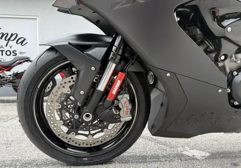 Used 2024 Kawasaki Ninja ZX10R ABS 