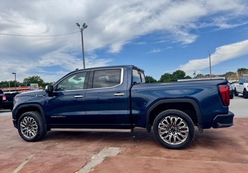 2023 GMC Sierra 1500 Denali UltimateImage 9