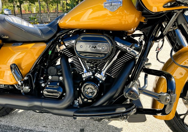 2023 Harley-Davidson Road Glide Special 