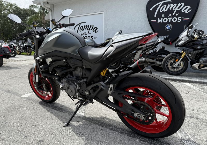 2022 Ducati Monster 937 