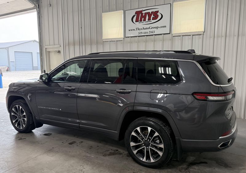 Used 2021 Jeep Grand Cherokee L OverlandImage 15