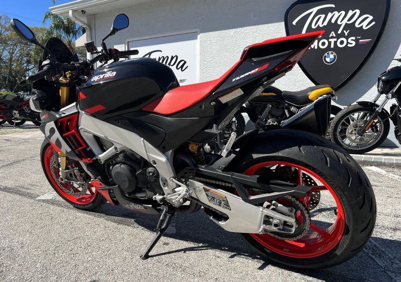 2021 Aprilia Tuono V4