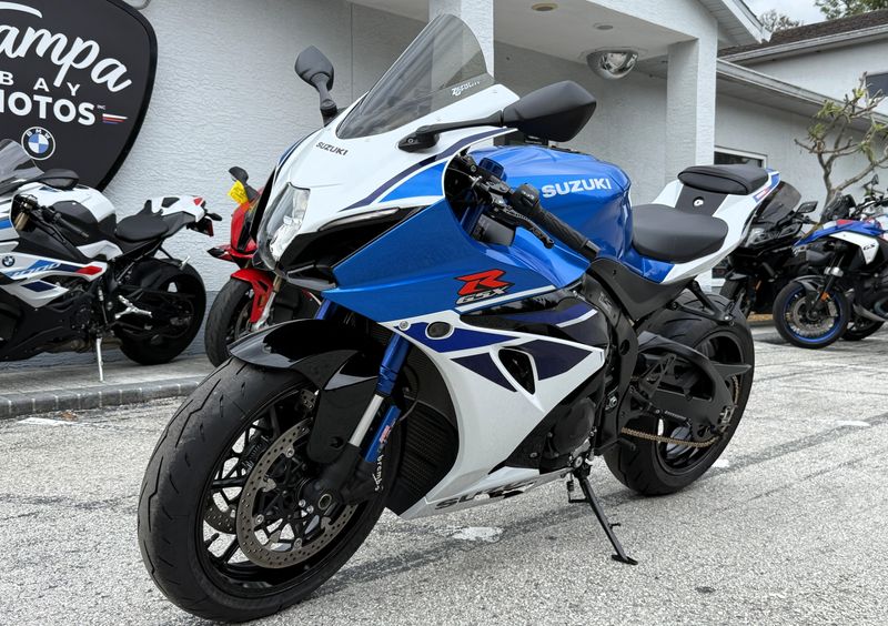 2025 Suzuki GSX-R1000RZ