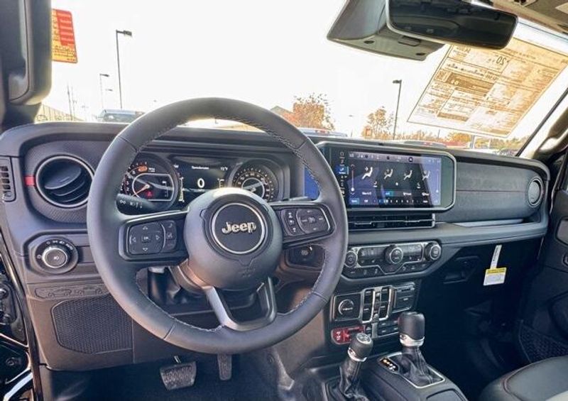 New 2026 Jeep Wrangler 4-door Rubicon XImage 10