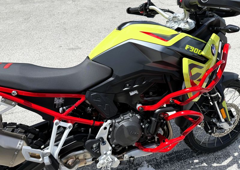 2024 BMW F 900 GS 