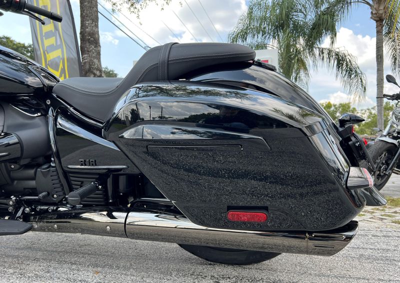 New 2024 BMW R 18 Roctane 