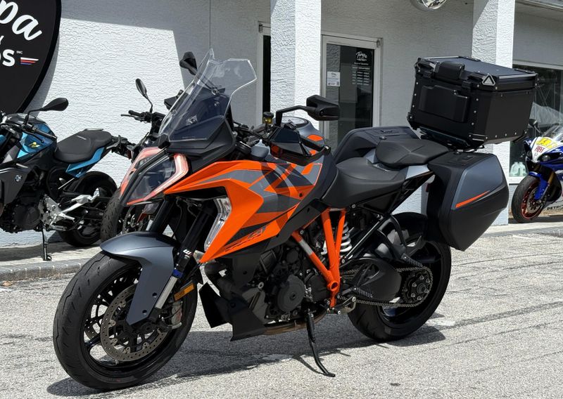 2024 KTM 1290 Super Duke GT