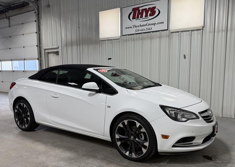 Used 2019 Buick Cascada PremiumImage 4