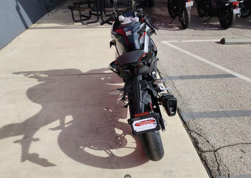New 2026 CFMOTO 450SS Image 8