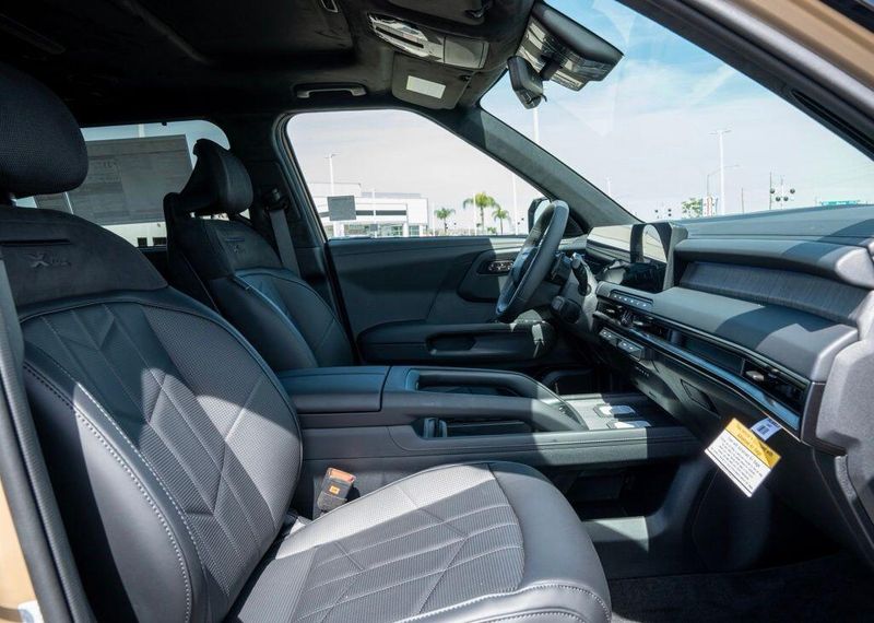 New 2027 Kia Telluride Hybrid X-Line SX PrestigeImage 22