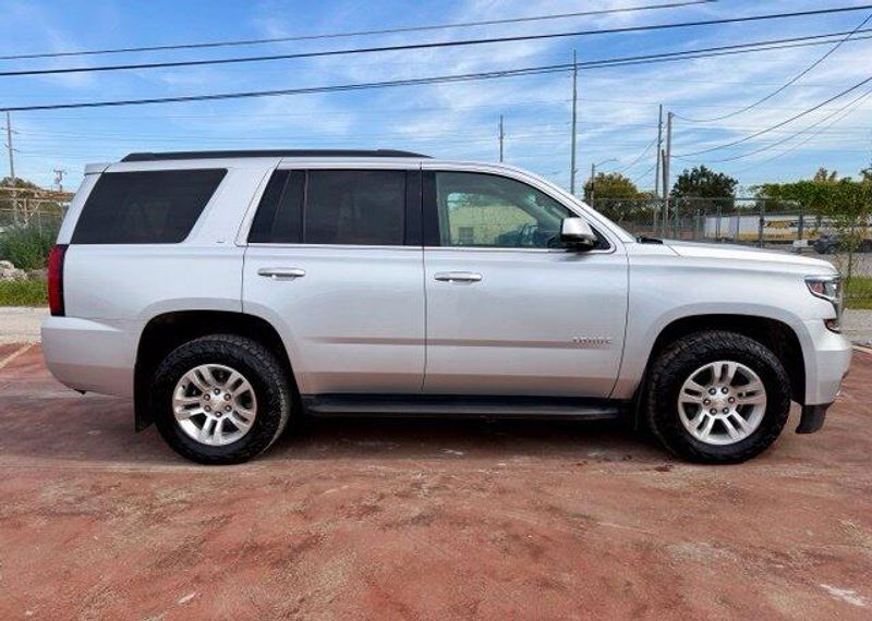Used 2020 Chevrolet Tahoe LTImage 4