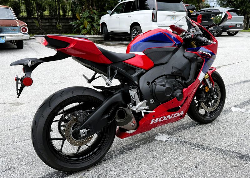 2024 Honda CBR 1000RR ABS 