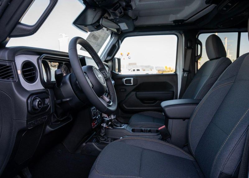 New 2026 Jeep Wrangler Sport SImage 12