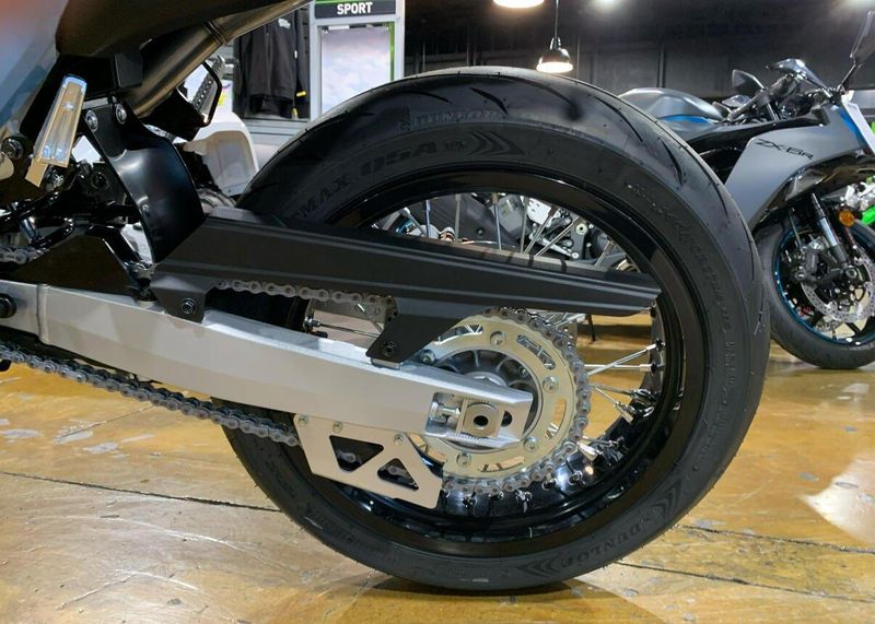 2025 Suzuki DR-Z4SM Image 12